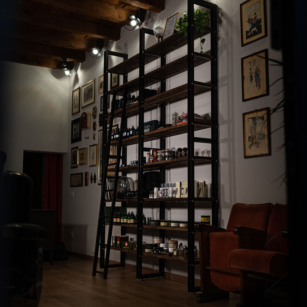 Dettaglio degli interni del salone Malpelo a Verona